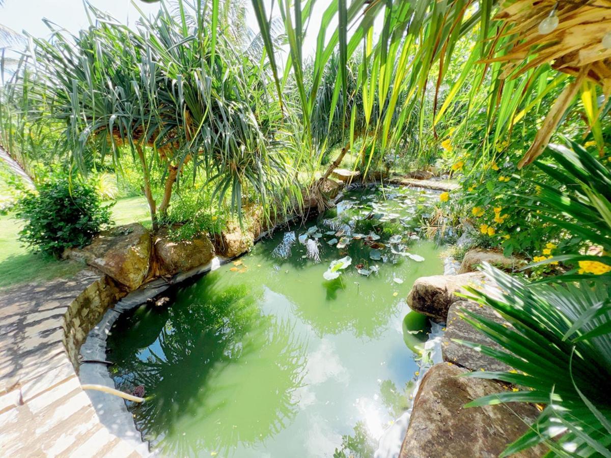 Me Bungalow Beach Resort Phan Thiet Exterior photo