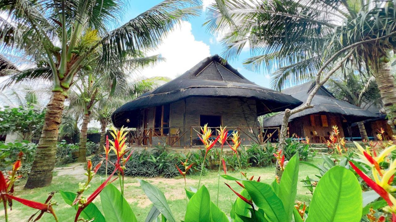 Me Bungalow Beach Resort Phan Thiet Exterior photo