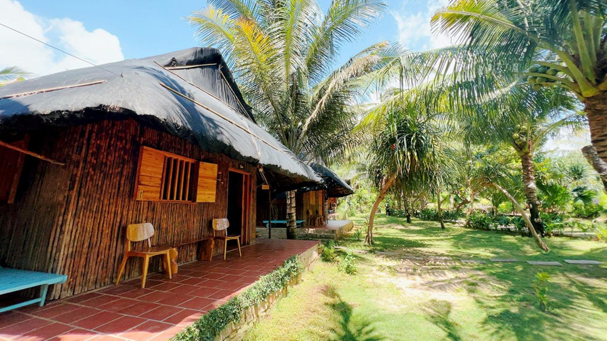 Me Bungalow Beach Resort Phan Thiet Exterior photo